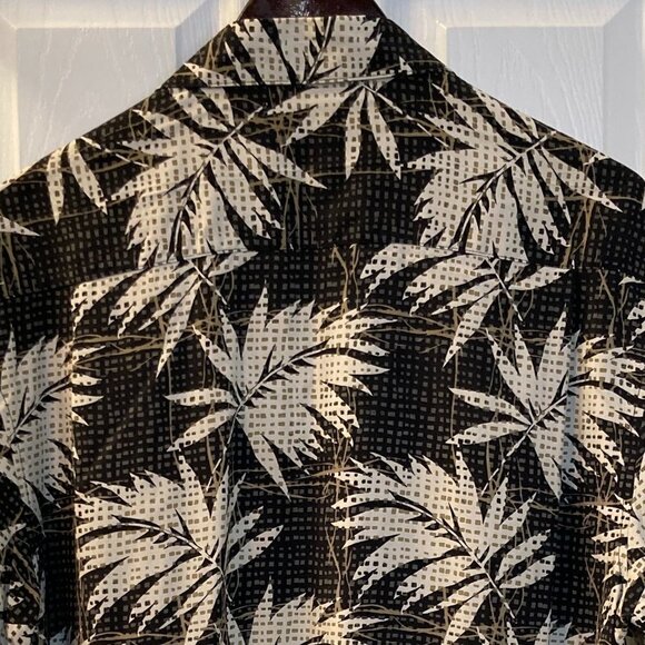 Axis LA Hawaiian 100% Silk Short Sleeve Button Down Shirt Size Medium - Picture 6 of 7